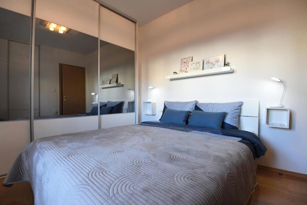 Family Apartment Manuela Zadar Exterior photo
